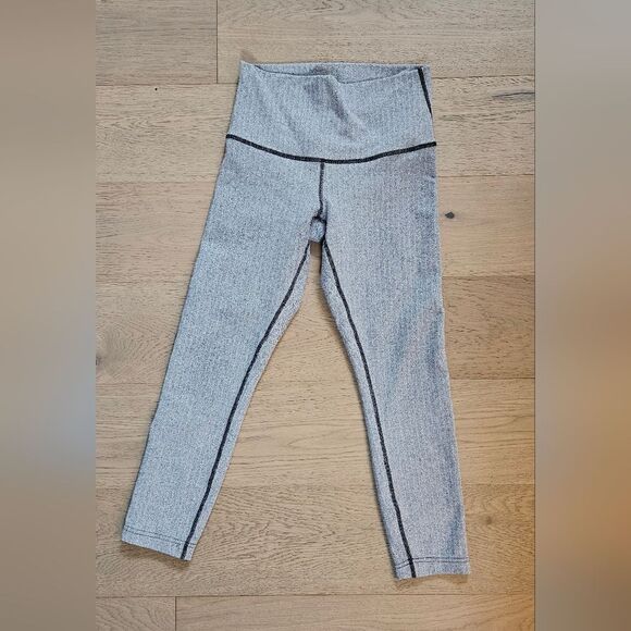 Lululemon Athletica Gray Leggings with Black Trim - Picture 1 of 4